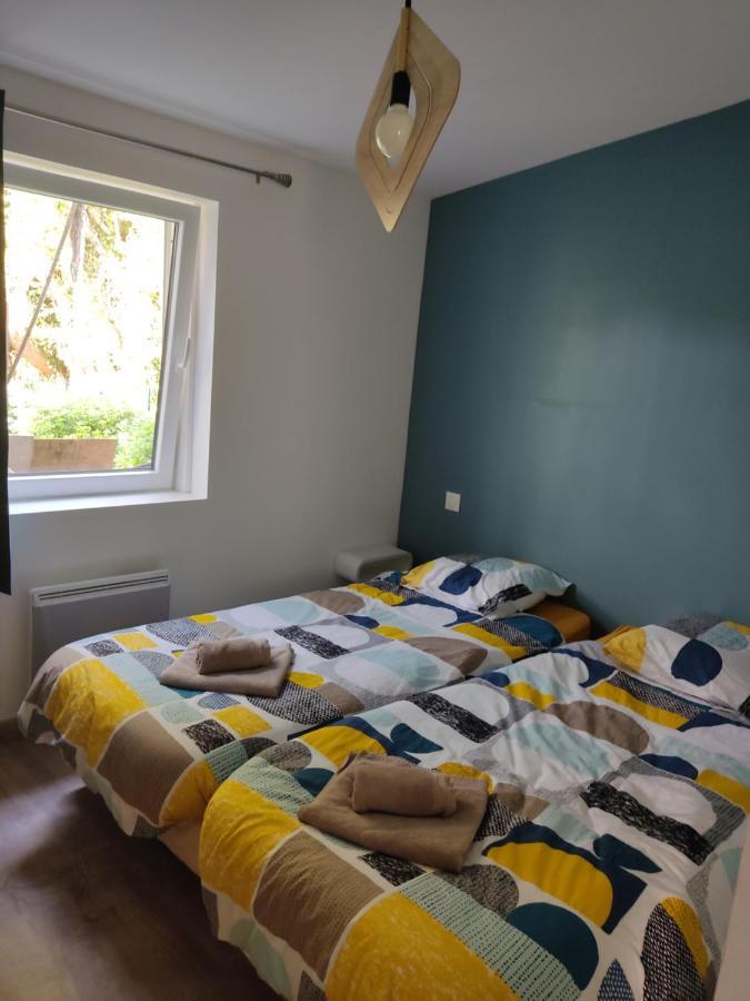 Maisonnette Cosy Bien Situee Дол-де-Бретан Екстериор снимка
